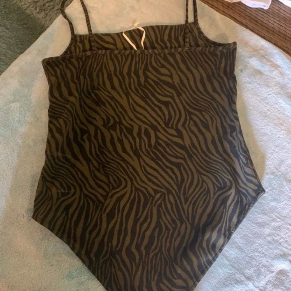 SOLD‼️‼️Bodysuit